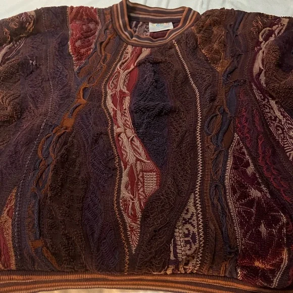 COOGIE SWEATER